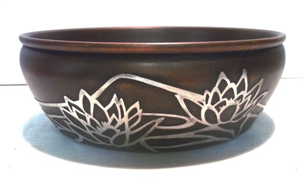 Waterlily Lined Bowl 1858